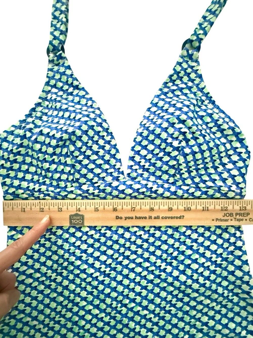 Tommy Bahama mesmerize from